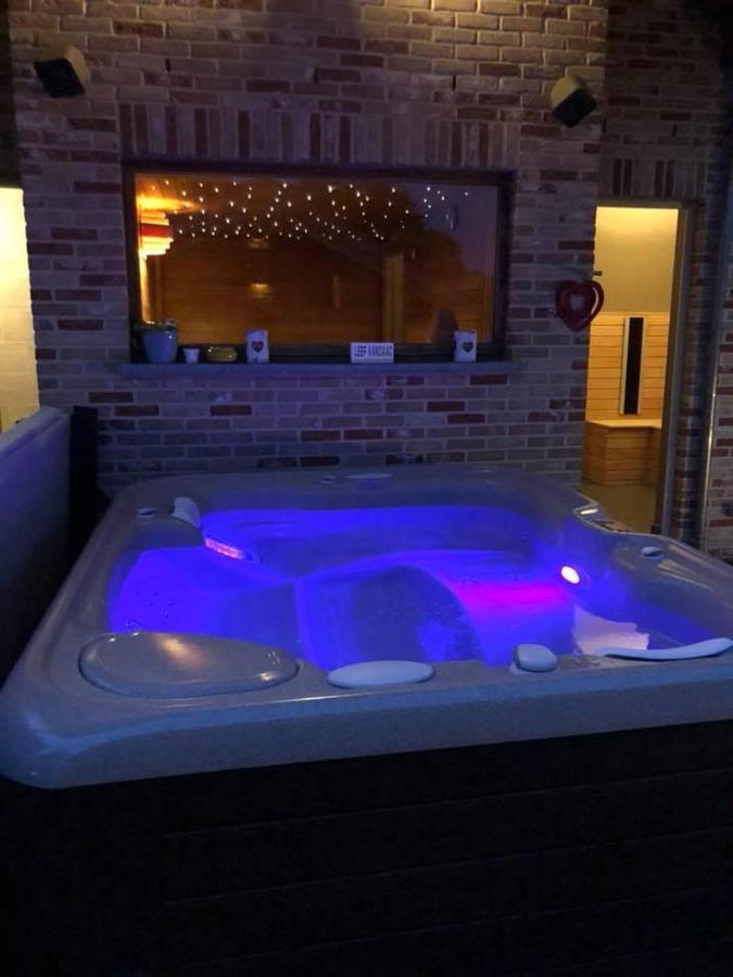 Luxe Wellness B&B Tim Torfs ***** Beringen Esterno foto